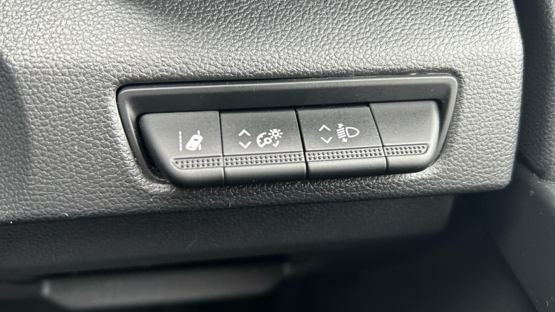 Renault Trafic Lwb Diesel LL30 Blue dCi 150 Extra Sport [Safety] Crew Van